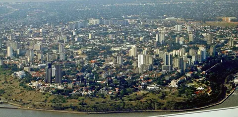 Maputo, Mozambique — Maputo seen from southeast - October 2006 (cropped)