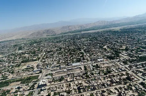 Jalālābād, Afghanistan — Aerial view of Jalalabad in 2012