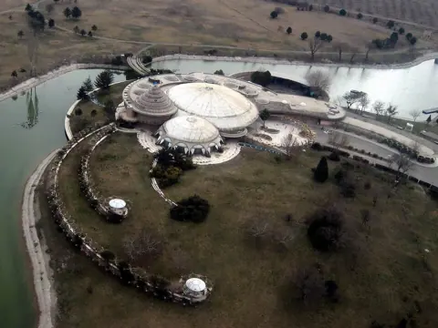 Karaj, Iran — Pearl Palace -Kakh e Morvarid- Karaj Iran