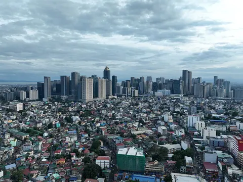 Taguig, Philippines — Bonifacio Global City, South Cembo, Guadalupe drone (Taguig City; 12-31-2025)