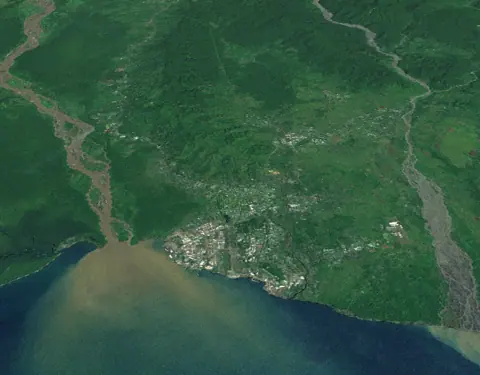 Lae, Papua New Guinea — Lae City and Markham River (aerial view)