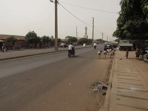 Djougou, Benin — Straßenbild djougou