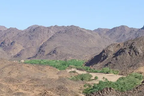 Arlit, Niger — Timia valley