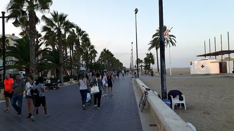 Valencia, Spain — Malvarrosa Beach, Valencia, Spain (29812271043)