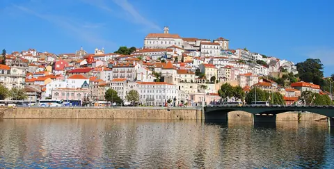 Coimbra, Portugal — Coimbra e o rio Mondego (6167200429) (cropped)