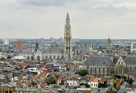 Antwerp, Belgium — Amberes; vistas MAS 2