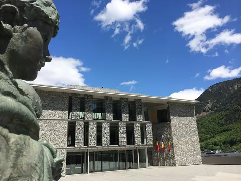 Andorra la Vella, Andorra — Casa de la Vall 4