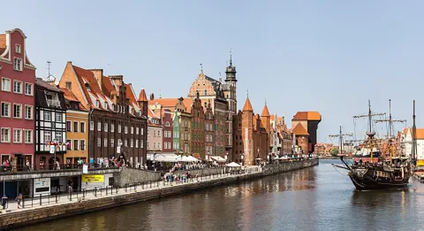 Gdańsk, Poland — Calle Dlugie Pobrzeze, Gdansk, Polonia, 2013-05-20, DD 06