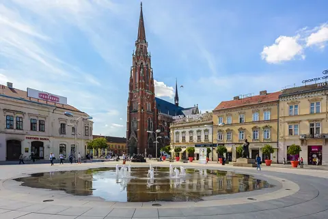 Osijek, Croatia — Osijek (29263092303)