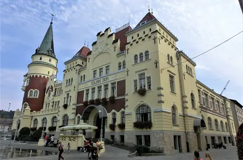 Celje, Slovenia — Celjski dom in Celje