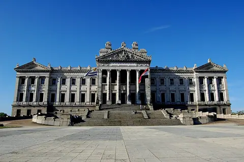 Montevideo, Uruguay — PALACIO LEGISLATIVO 01