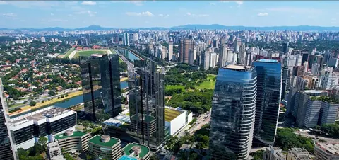 São Paulo, Brazil — Marginal Pinheiros e Jockey Club