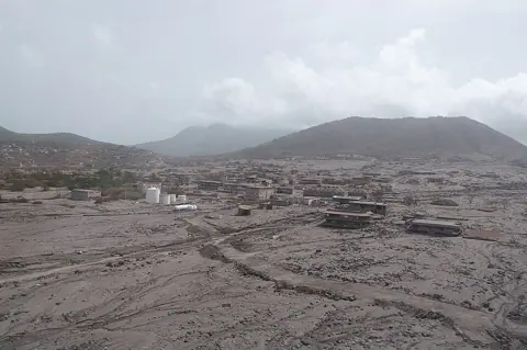 Plymouth, Montserrat — Plymouth Montserrat Heli