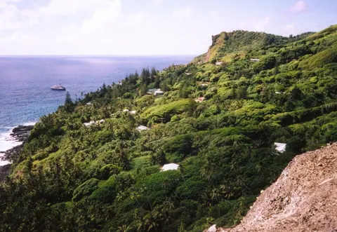 Adamstown, Pitcairn Islands — Adamstown1