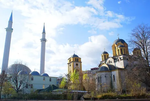 Ferizaj, Kosovo — Ferizaj Church and Mosque